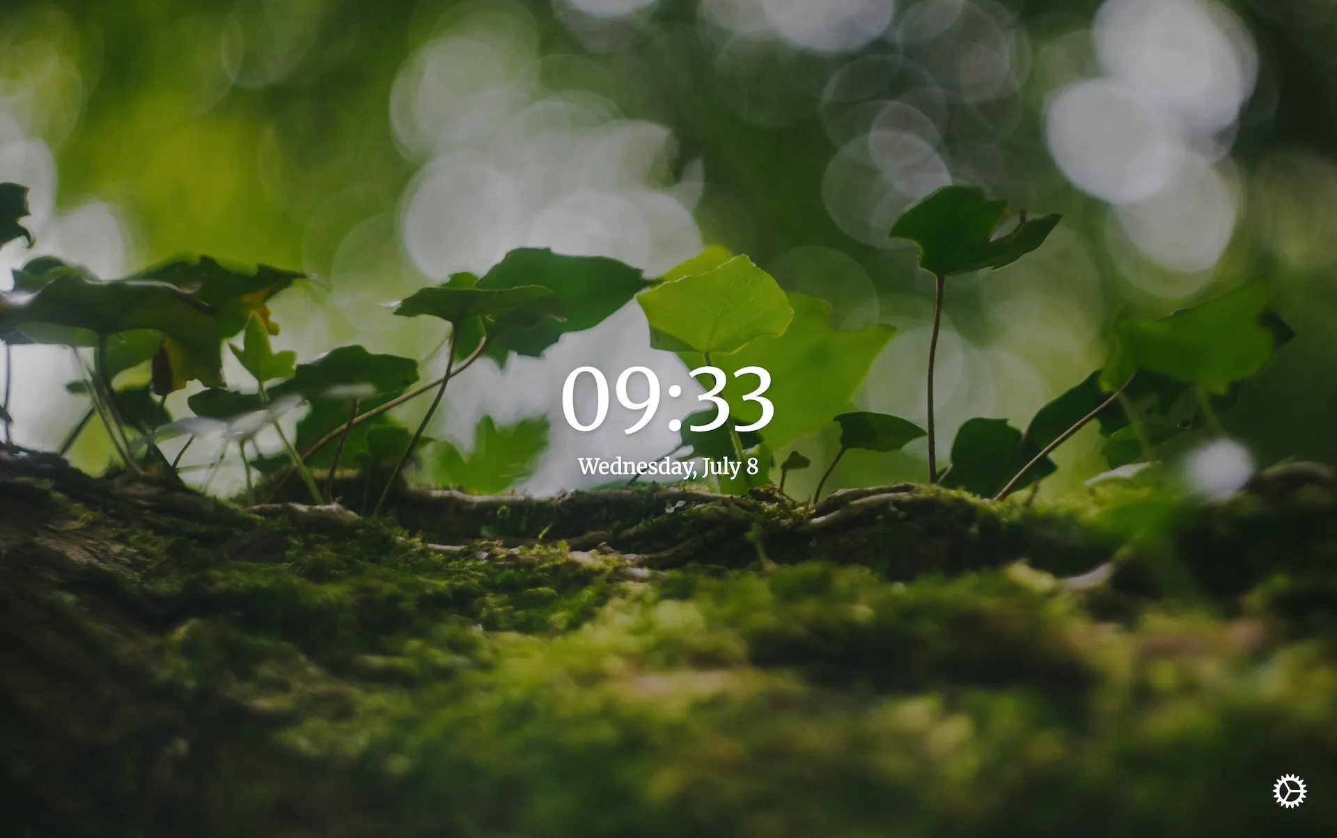 A minimal Bonjourr config with a clock and a clean background